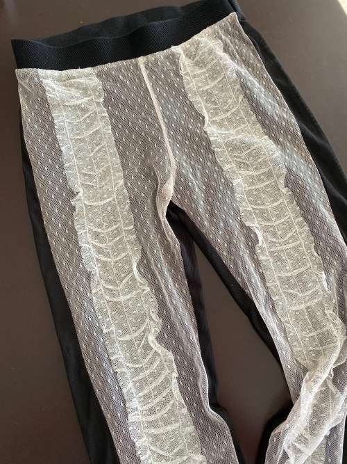 Transparent lace legging black and white