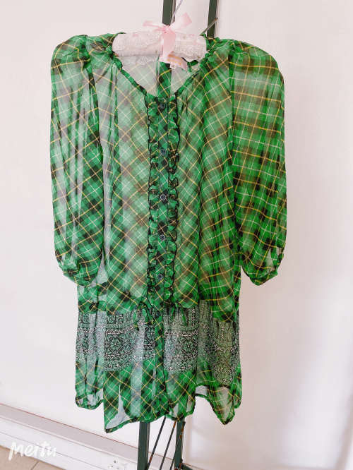 GREEN CHIFFON TARTAN Design