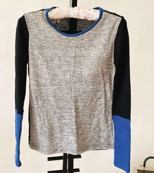 Gored long-sleeve topping SIZE XS