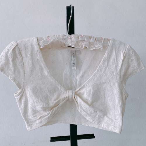 FOREVER NEW WHITE CRAVE DESIGN TOP 6