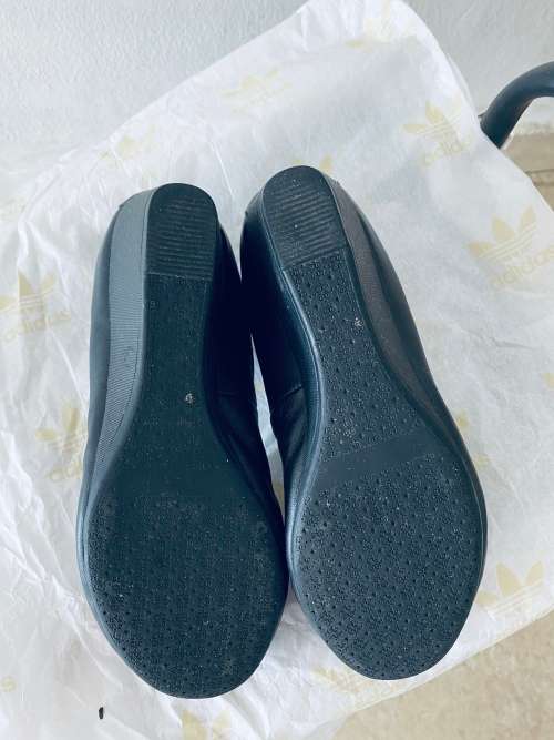 Teenmix Chanel Style Camellia leather lady shoes EUR35