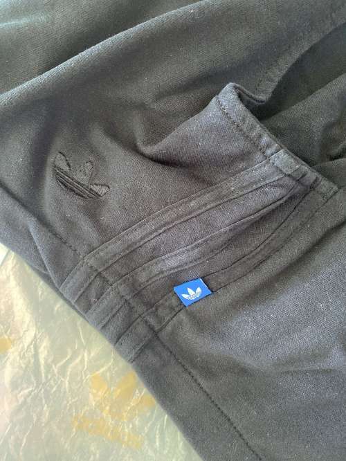 ADIDAS ORIGINALS BLACK ZIP SKIRT WITH POCKET SIZE M
