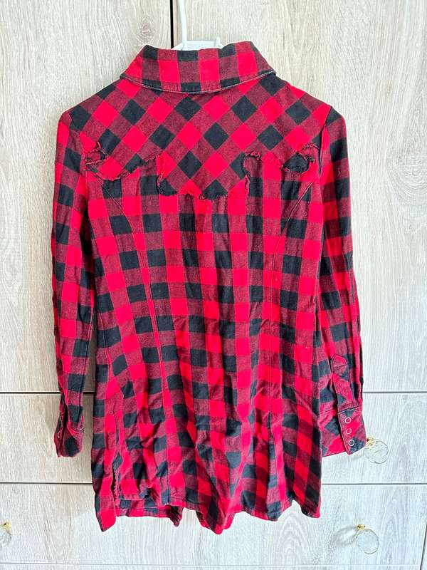 ANGEL CITY PLAID SHIRT BLACK AND RED SIZE XS
