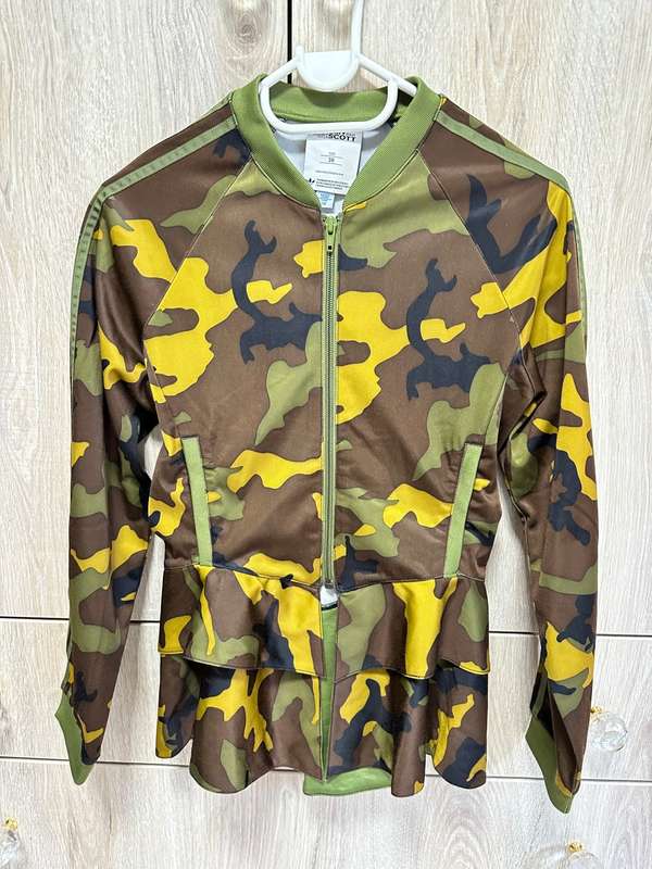 Adidas Camouflage Color Limited Edition Jacket for Lady Size M