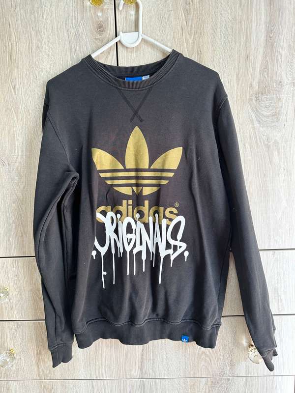ADIDAS BLACK MEN`S LOOSE SWEATER SIZE S