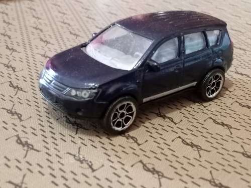 Majorette Mitsubishi Outlander. Blue