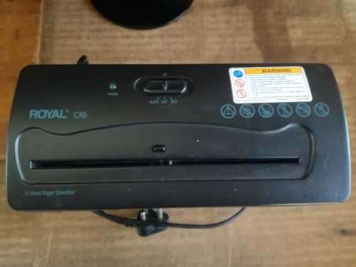 Royal CX6 Paper Shredder WORKS PERFECT