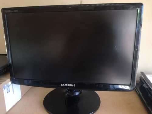 Samsung SyncMaster SA10 S19A10N 16 LED LCD Widescreen Monitor