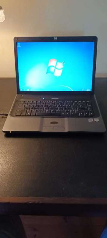 HP 530 LAPTOP