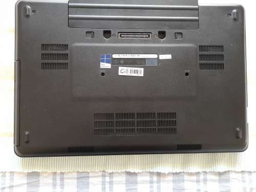 **SUPER BATTERY**DELL E5540--i3|6 GIG RAM|500 GIG HDD| WIN 11 PRO LAPTOP