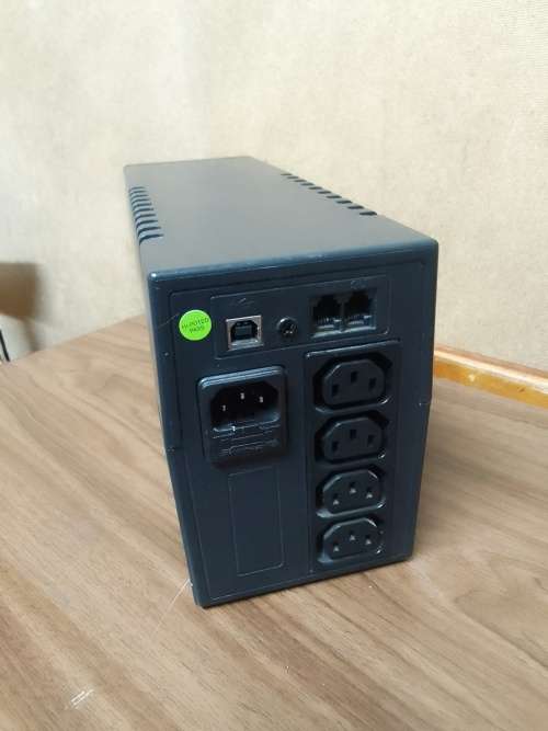 Link Q Net UPS 1000VA600W