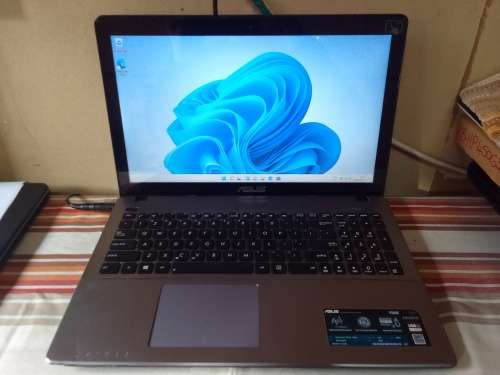 TOUCH SCREEN!! ASUS F550C Core i3 Laptop -- Windows 11