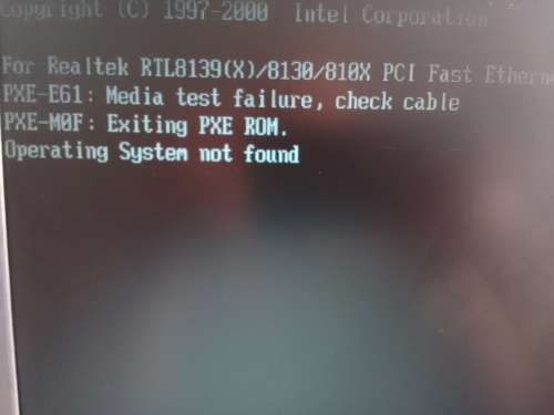 OLD MODEL ACER TRAVELMATE 2500 LAPTOP