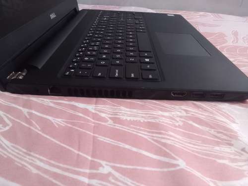 7TH Gen Core i5/8 Gig Ram/ 500 Gig HDD Dell 3567 Laptop