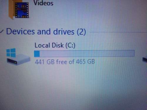 7TH Gen Core i5/8 Gig Ram/ 500 Gig HDD Dell 3567 Laptop