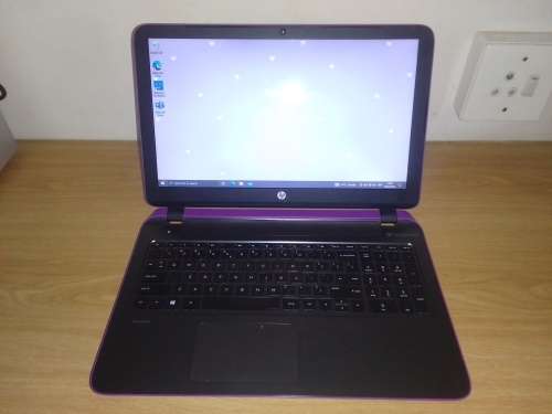 ***Absolutely Beautiful*** Hp Pavilion 15 Core i3 Laptop[PERFECT BATTERY LIFE]