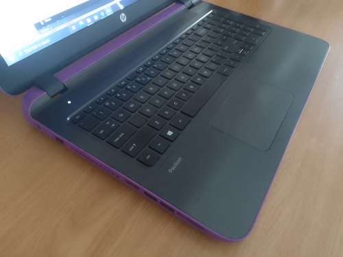 ***Absolutely Beautiful*** Hp Pavilion 15 Core i3 Laptop[PERFECT BATTERY LIFE]