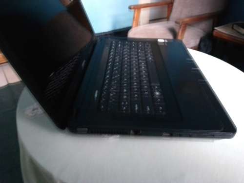 HP COMPAQ PRESARIO CQ57 - AMD E 450 APU WITH RADEON GRAPHICS (NEEDS NEW SCREEN)