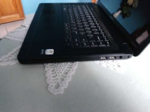 HP COMPAQ PRESARIO CQ57 - AMD E 450 APU WITH RADEON GRAPHICS (NEEDS NEW SCREEN)