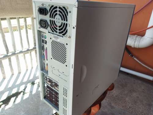 SAHARA/ASUS DESKTOP COMPUTER (RATHER OLD SPECS)