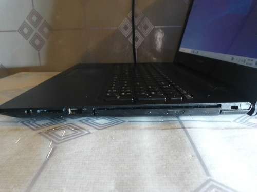 Lenovo G50 - 80 Series -- i5 4210U CPU - 16 Gig Ram - 1 TB HDD - AMD HD RADEON 8500 2 GIG GFX LAPTOP