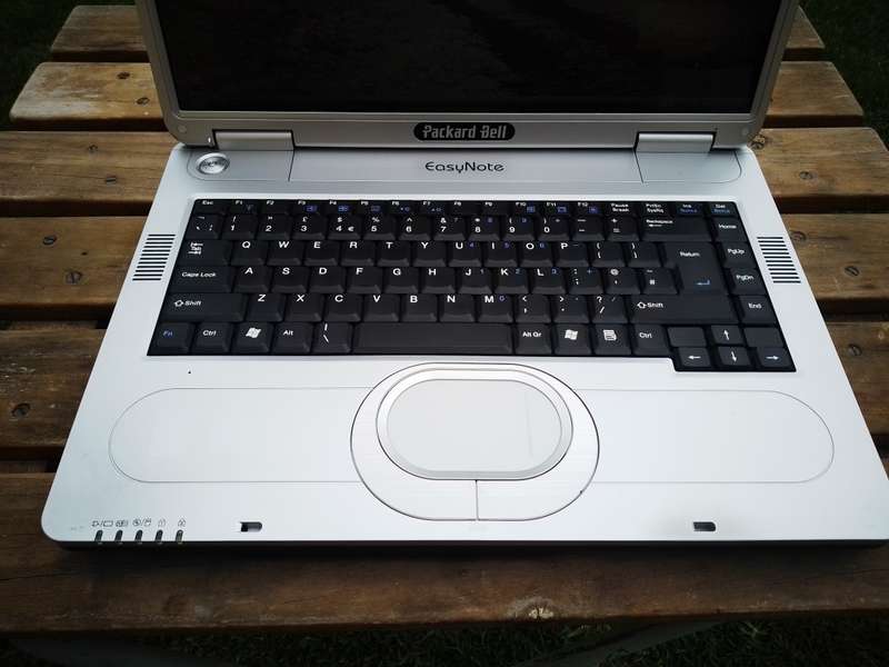 Packard Bell EasyNote MIT-RHEA-C Laptop 15.4`