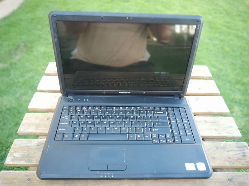 Great Condition __ Lenovo G550 Laptop