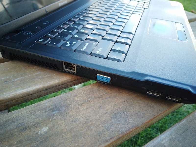 Great Condition __ Lenovo G550 Laptop