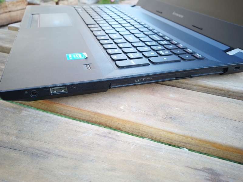 Lenovo E50-70| Core i3 CPU| 4 Gig Ram| 500 Gig HDD| Intel HD GPU| Windows 10