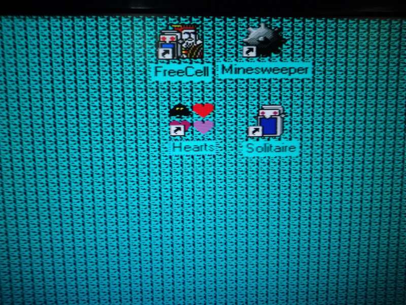 AN ABSOLUTE VINTAGE COMPUTER - WINDOWS 95 - EXCELLENT WORKING ORDER!