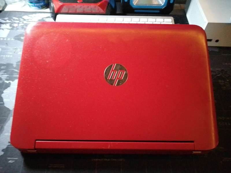 HP PAVILION X360 FLIP LAPTOP - EXCELLENT CONDITION.