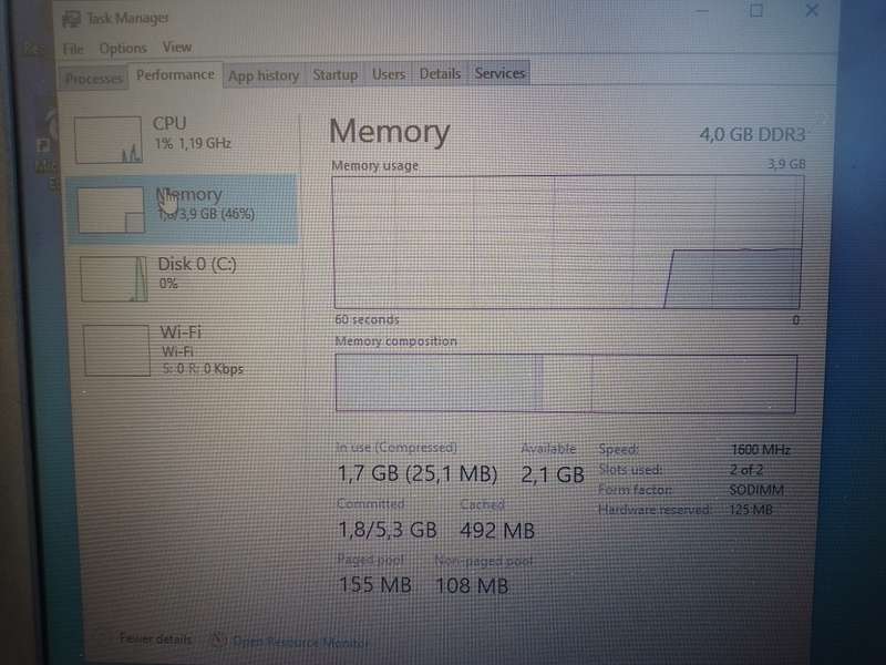 DELL VOSTRO 3560 Core i5,4 Gig Ram, 320 Gig HDD - Excellent Condition!