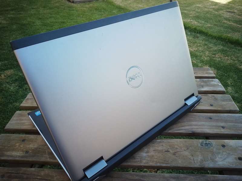 DELL VOSTRO 3560 Core i5,4 Gig Ram, 320 Gig HDD - Excellent Condition!