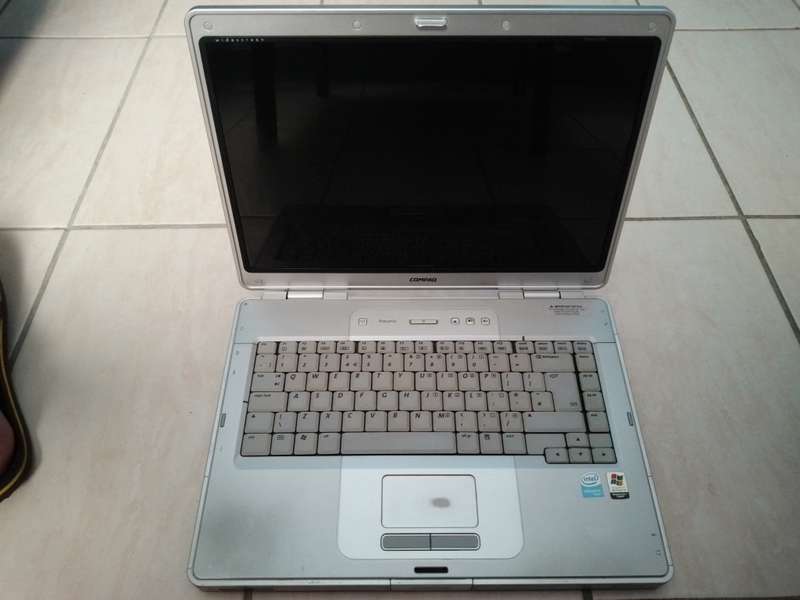 HP COMPAQ PRECARIO C300