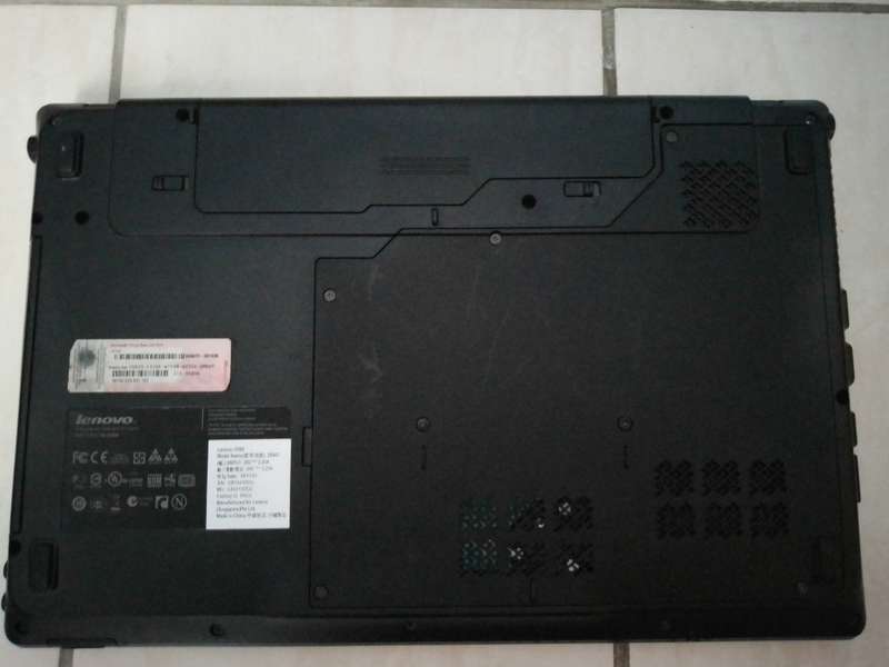 Lenovo G560 @ Intel Core i3 Laptop Excellent Condition.