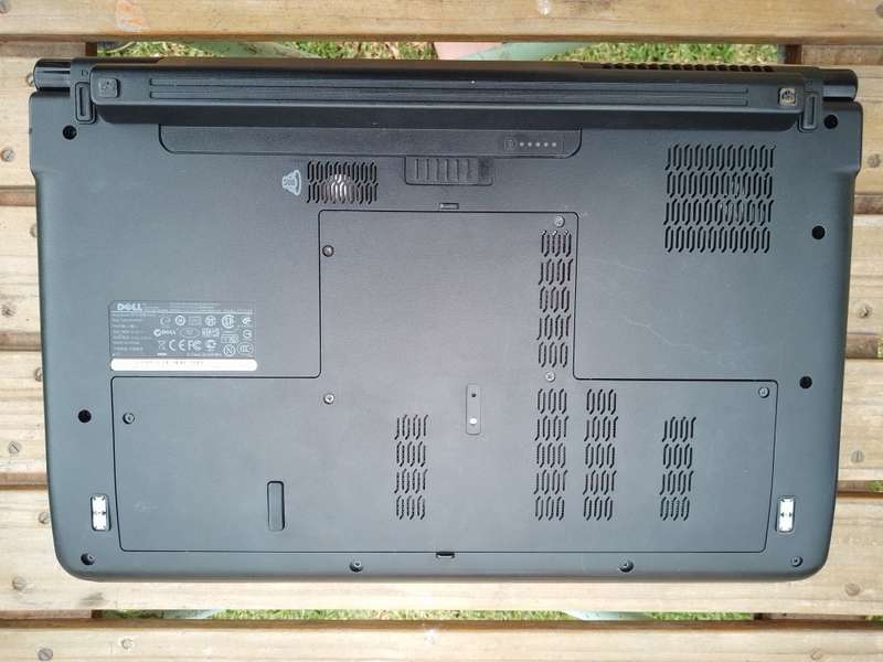 17.3` Display --- Dell Studio 17/1745 Laptop