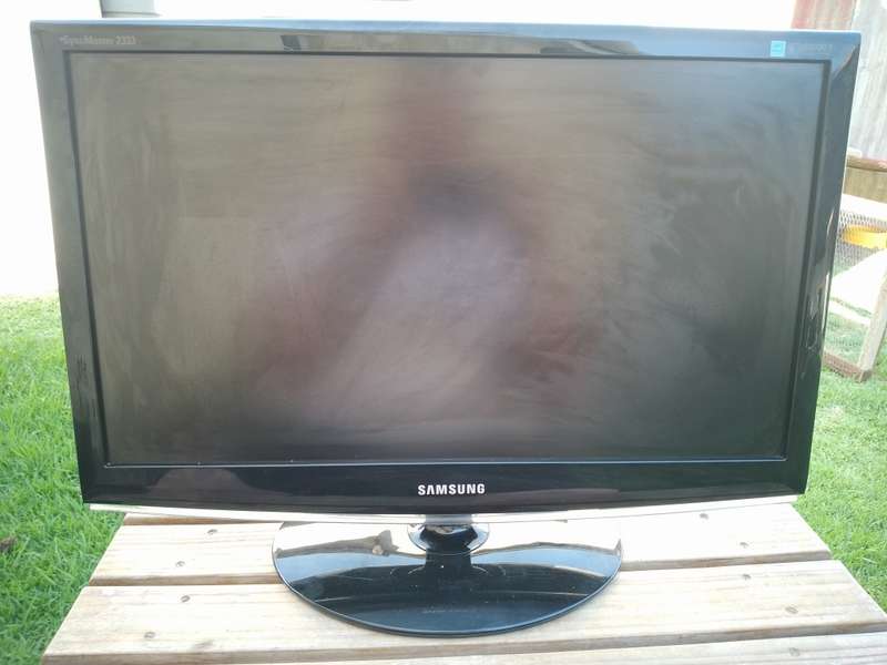 Samsung SyncMaster 2333 (23`) (Please Read Add)