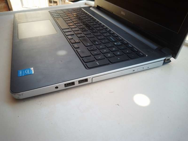 Dell Inspiron 15 |Core i5 5200|4 Gig Ram|1TB Hdd|Intel HD GFX Laptop