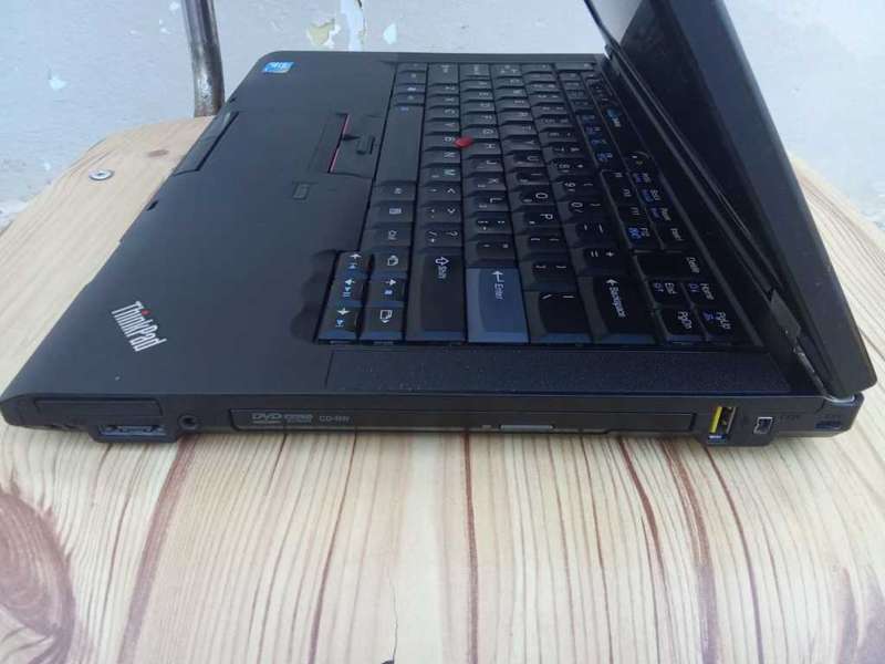 *LATE ENTRY*LENOVO T410i, Core i5/4 Gig Ram/160 Gig HDD !EXCELLENT CONDITION!