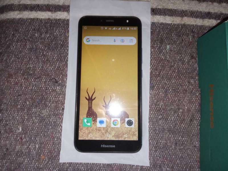 Hisense U70 Excellent Condition With Box & Original Accessories
