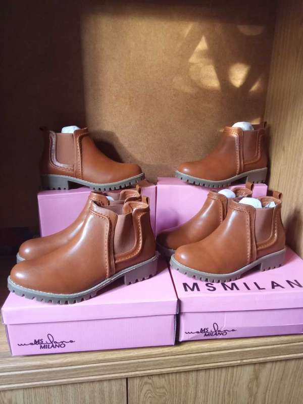 Milano Ankle Boot Size 7 (BROWN)