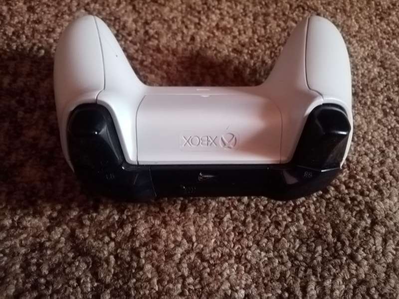 Xbox Controllers. Excellent Condition. 2 Available Red/White