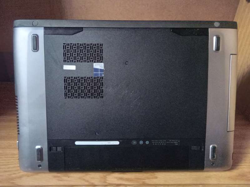 Dell Vostro 3560 _ i7 CPU/8Gig Ram/1Tb Hdd/Backlit Keyboard Laptop