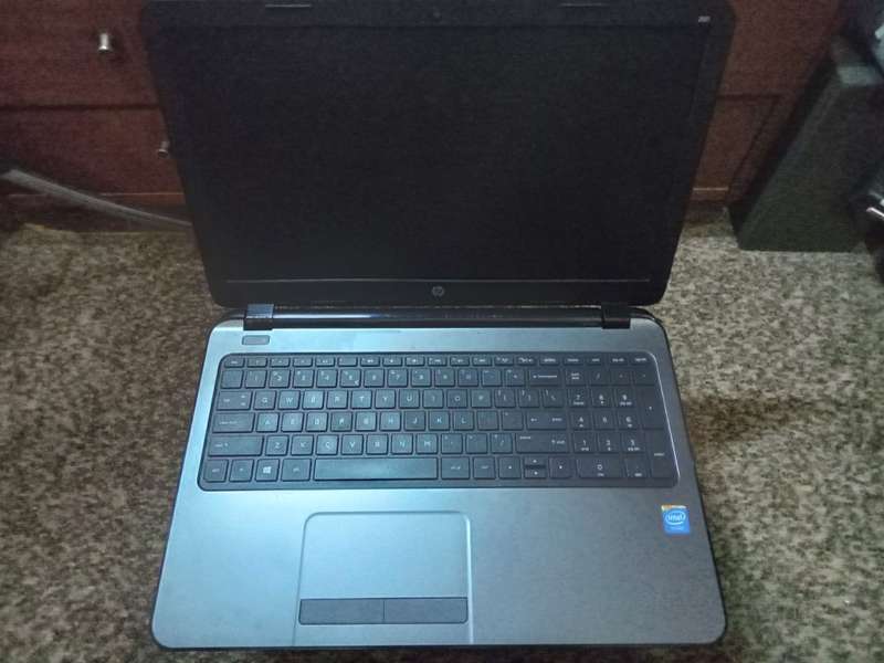 Hp G250 G3 Laptop