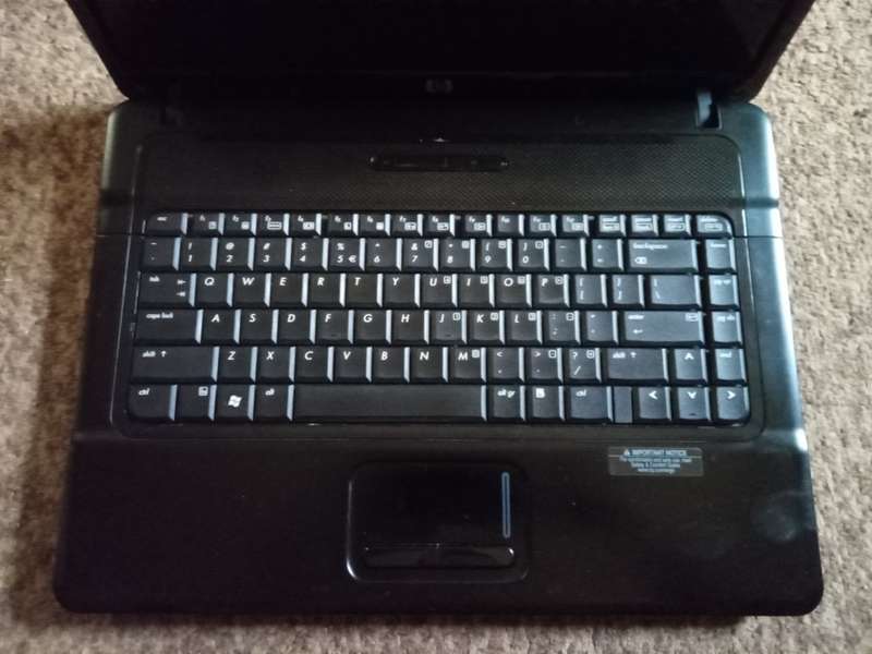 HP Compaq 6730S Laptop