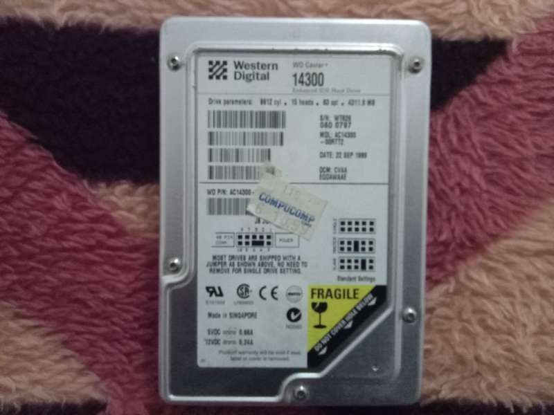 Vintage Western Digital IDE Desktop Hard Drive 4311MB