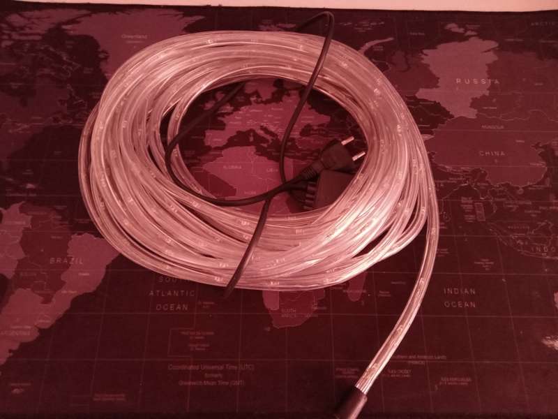 RETAILS For R550 --- 10 M Waterproof LED rope strip light for decoration indoor & outdoor
