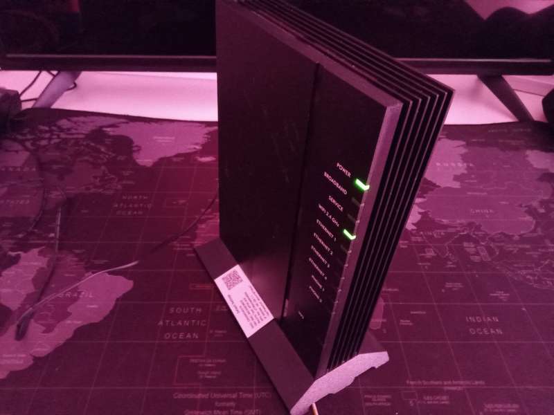Retails For R1200+ CALIX 813Gv 2-2 GigaHub Wireless WIFI Fibre Router Black