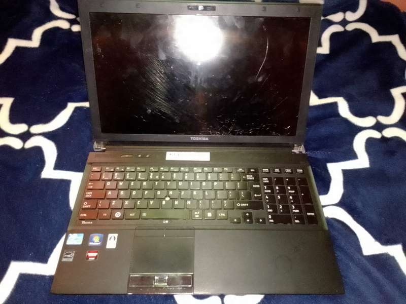 Toshiba Tecra R850 Core i7 Laptop(Read)