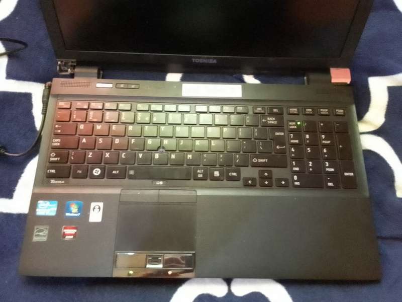 #2 Toshiba Tecra R850 Core i7 Laptop(Read)